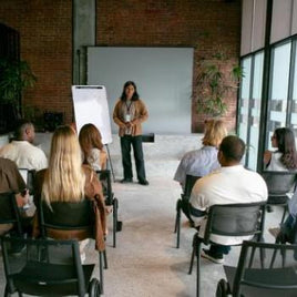 Beekeeping classes and courses in canada