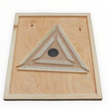 10 frame quebec bee escape